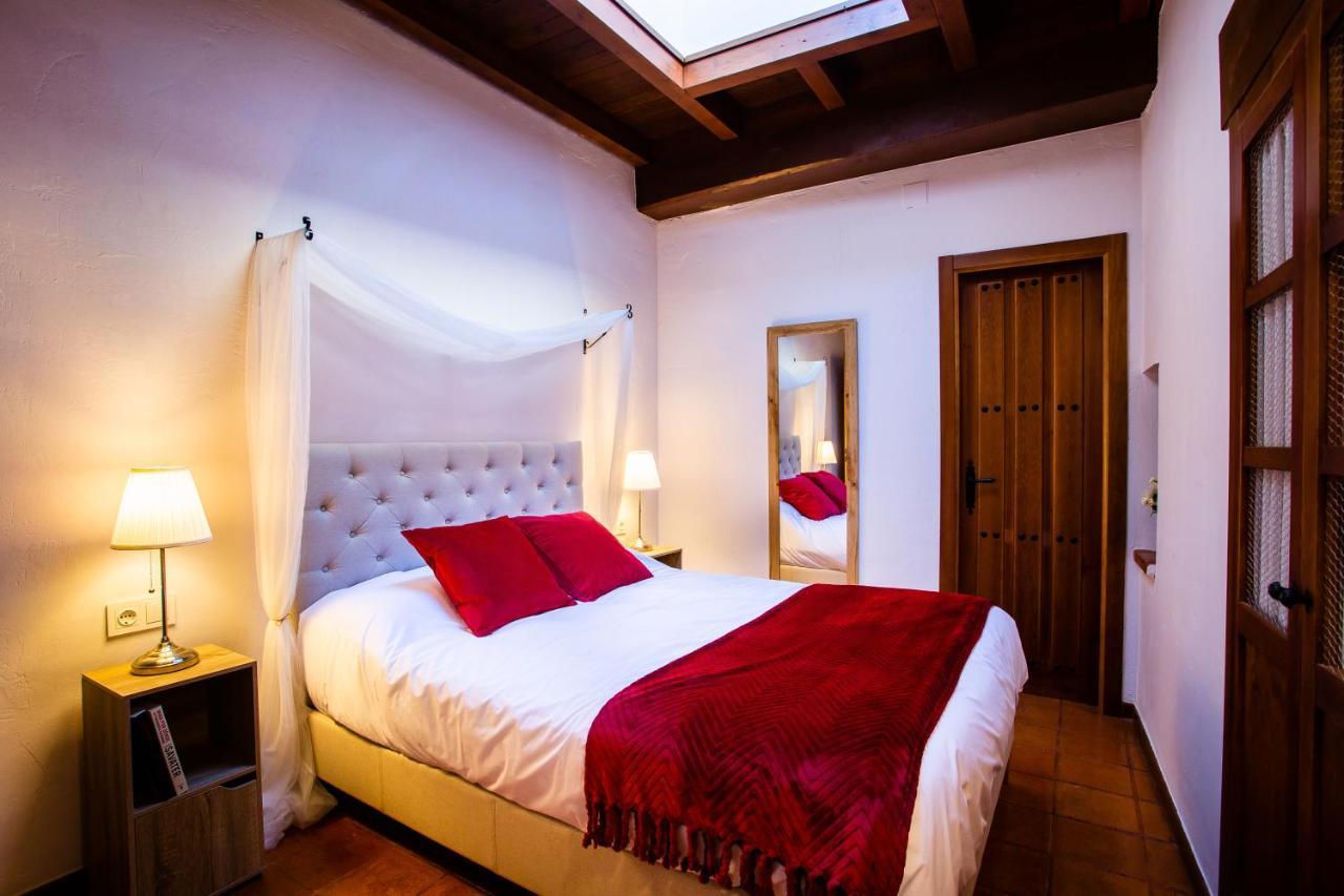 Apartamentos Puente De La Juderia Hervás Екстериор снимка