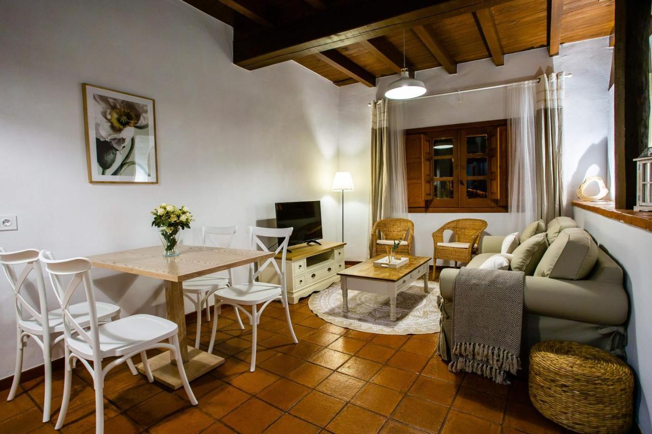 Apartamentos Puente De La Juderia Hervás Екстериор снимка