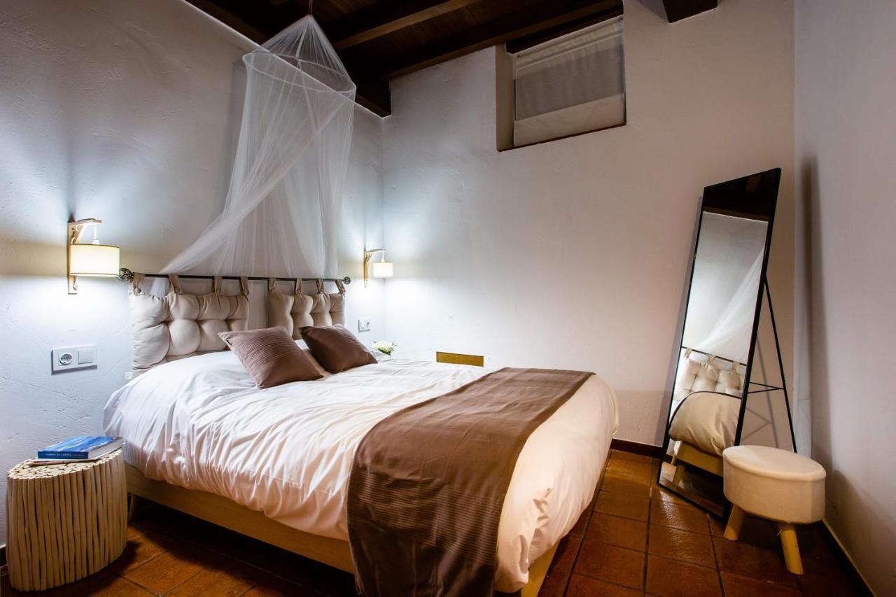 Apartamentos Puente De La Juderia Hervás Екстериор снимка