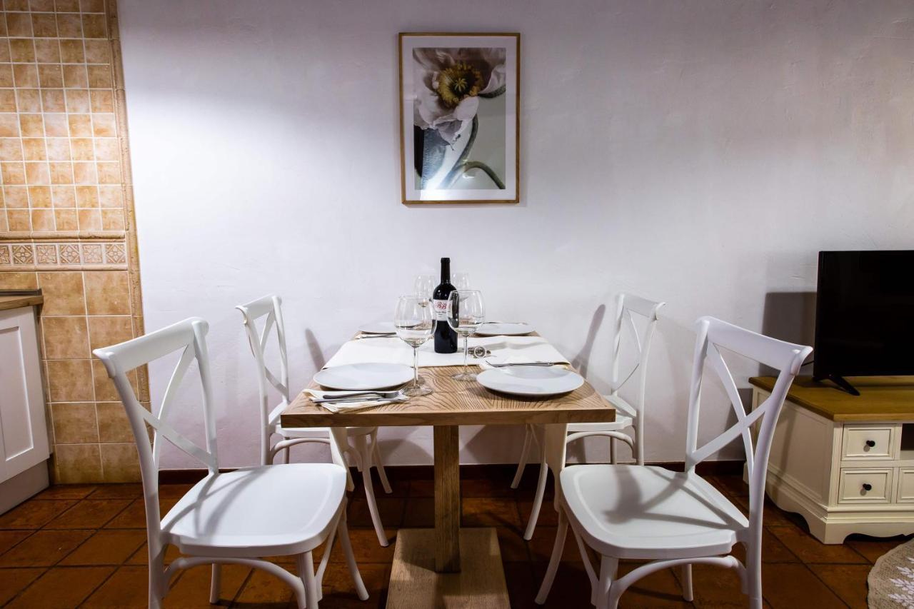 Apartamentos Puente De La Juderia Hervás Екстериор снимка