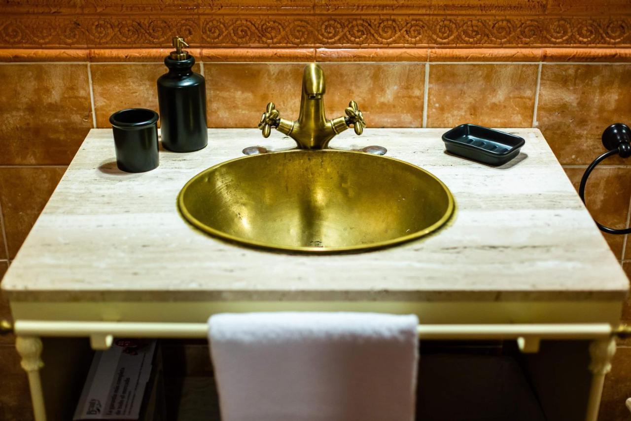 Apartamentos Puente De La Juderia Hervás Екстериор снимка