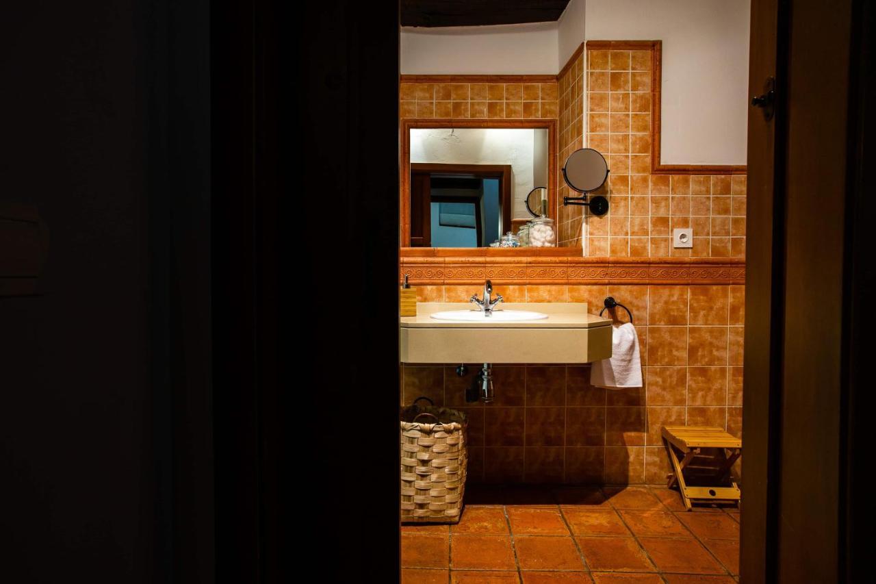 Apartamentos Puente De La Juderia Hervás Екстериор снимка