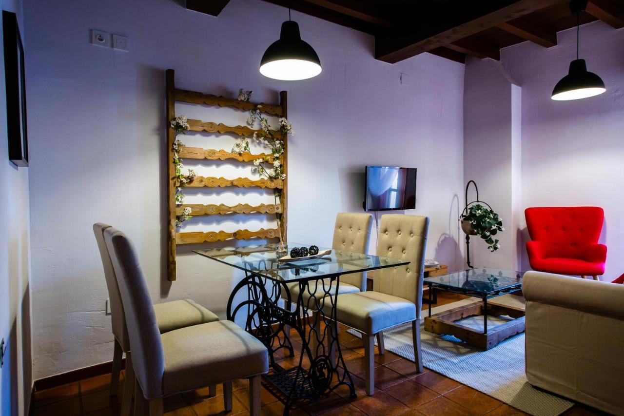Apartamentos Puente De La Juderia Hervás Екстериор снимка
